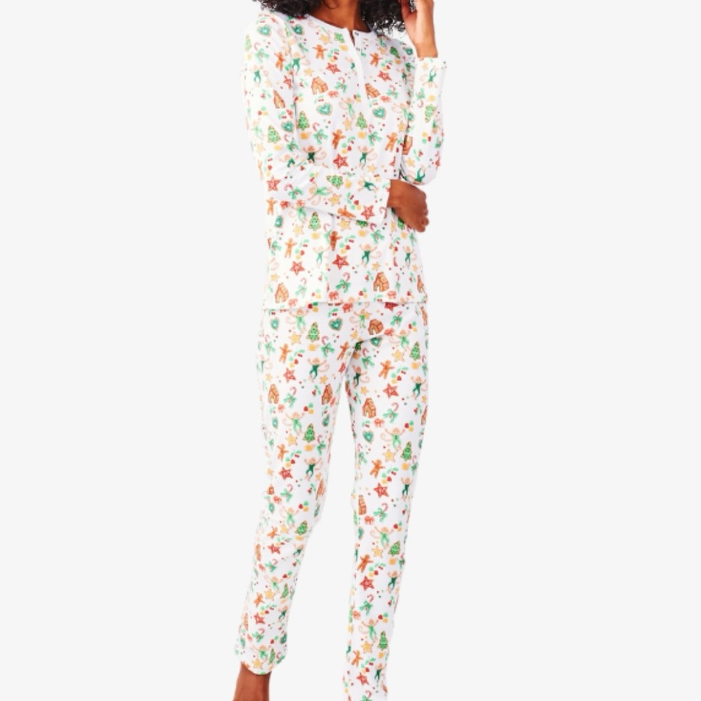 NWOT Roller Rabbit Pajamas - Christmas Gingerbread Party